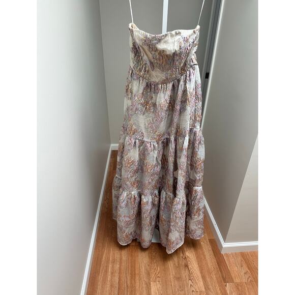 Elliatt Revolve Halite Maxi Dress Medium - Picture 5 of 8